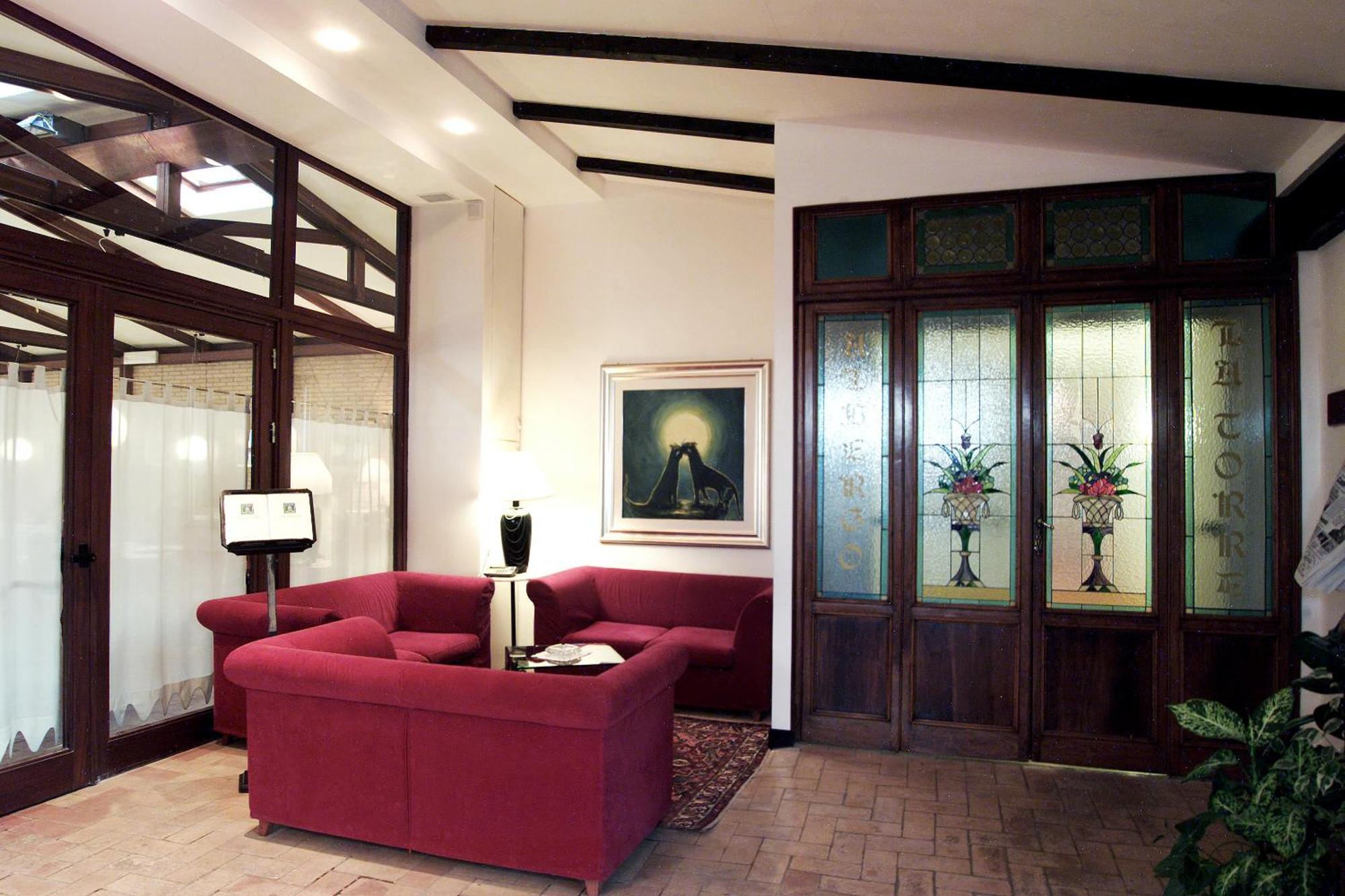 La Torre Hotel Moie 外观 照片