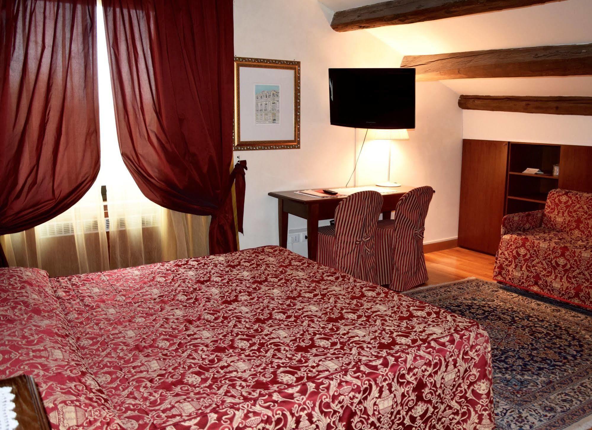 La Torre Hotel Moie 外观 照片